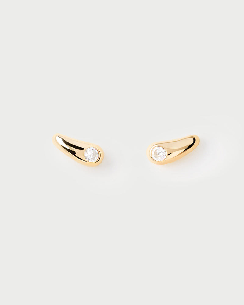 Minimalist drop earrings adorned with a round zirconia