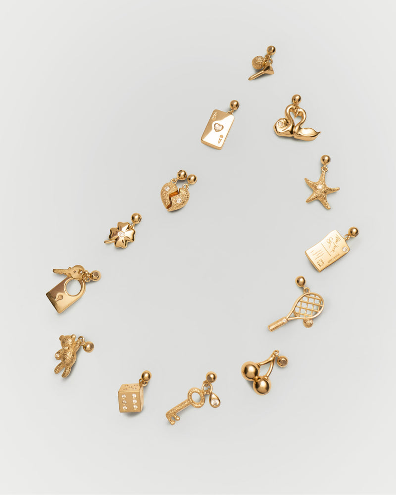 Teddy bear charm - 
  
    Sterling Silver / 18K Gold plating
  
