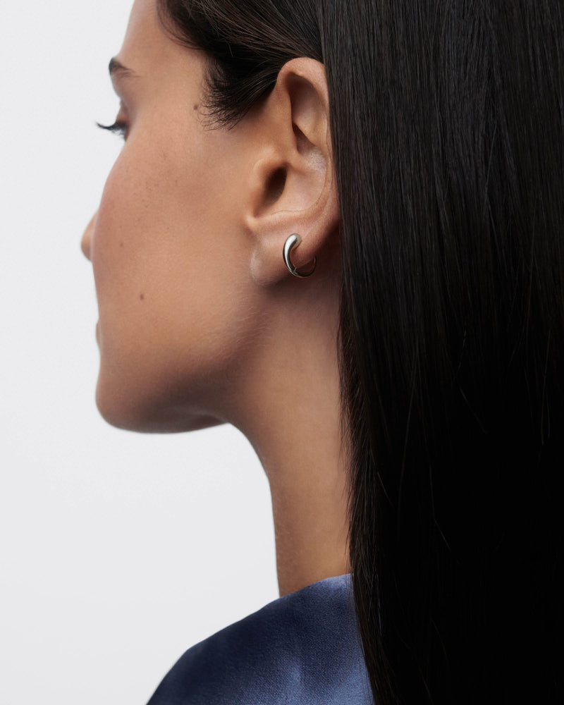 Loop silver single hoop - 
  
    Sterling Silver
  
