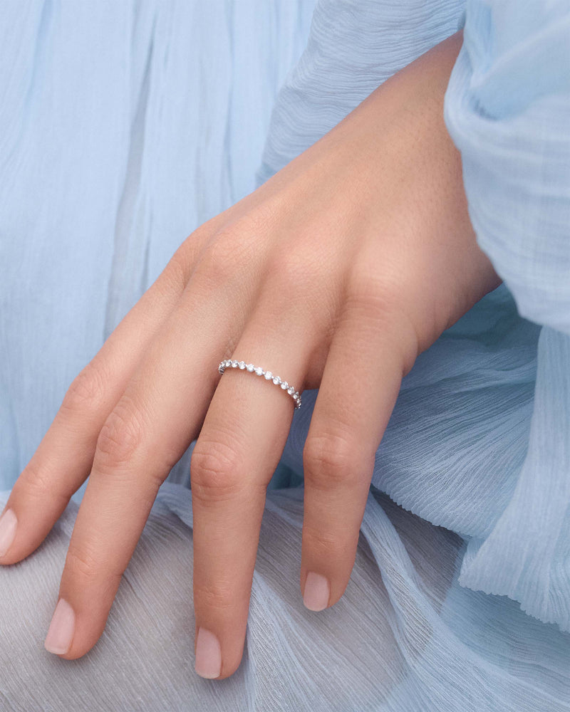 Diamonds and white gold Astra Mini eternity ring - 
  
    18K White gold / Rhodium silver plating
  
