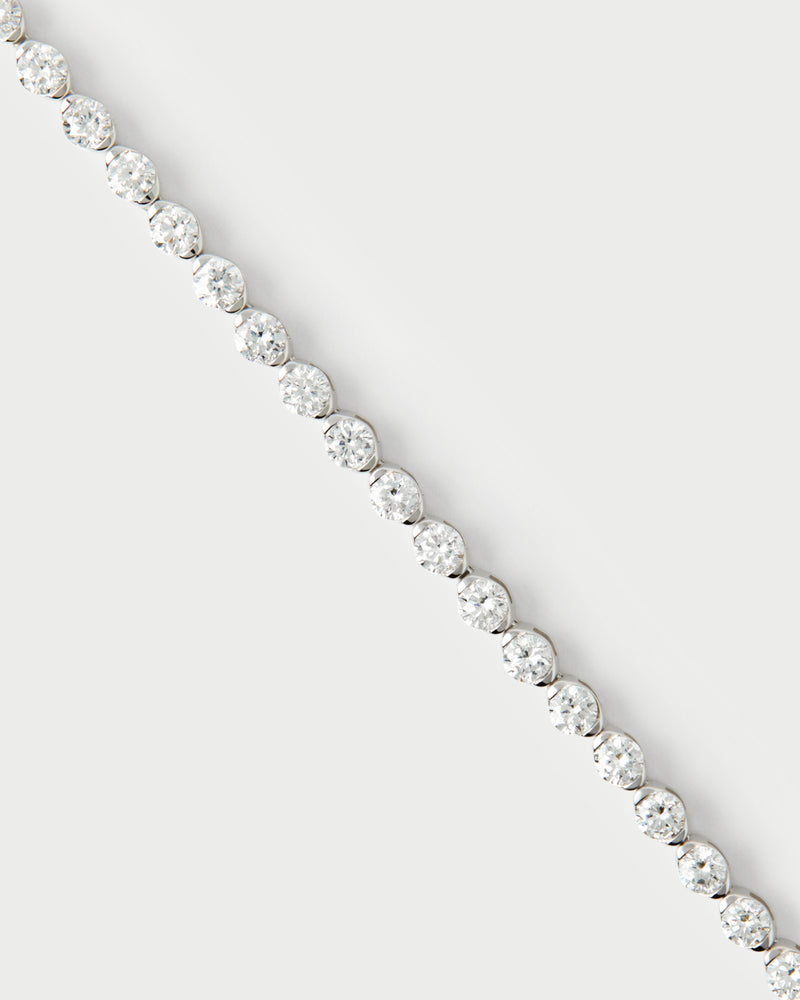 White gold tennis bracelet set with round lab-grown diamonds