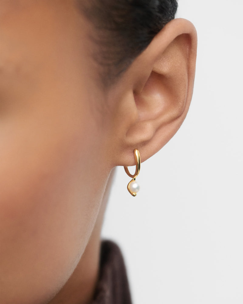 La Perla Mini hoops - 
  
    Sterling Silver / 18K Gold plating
  
