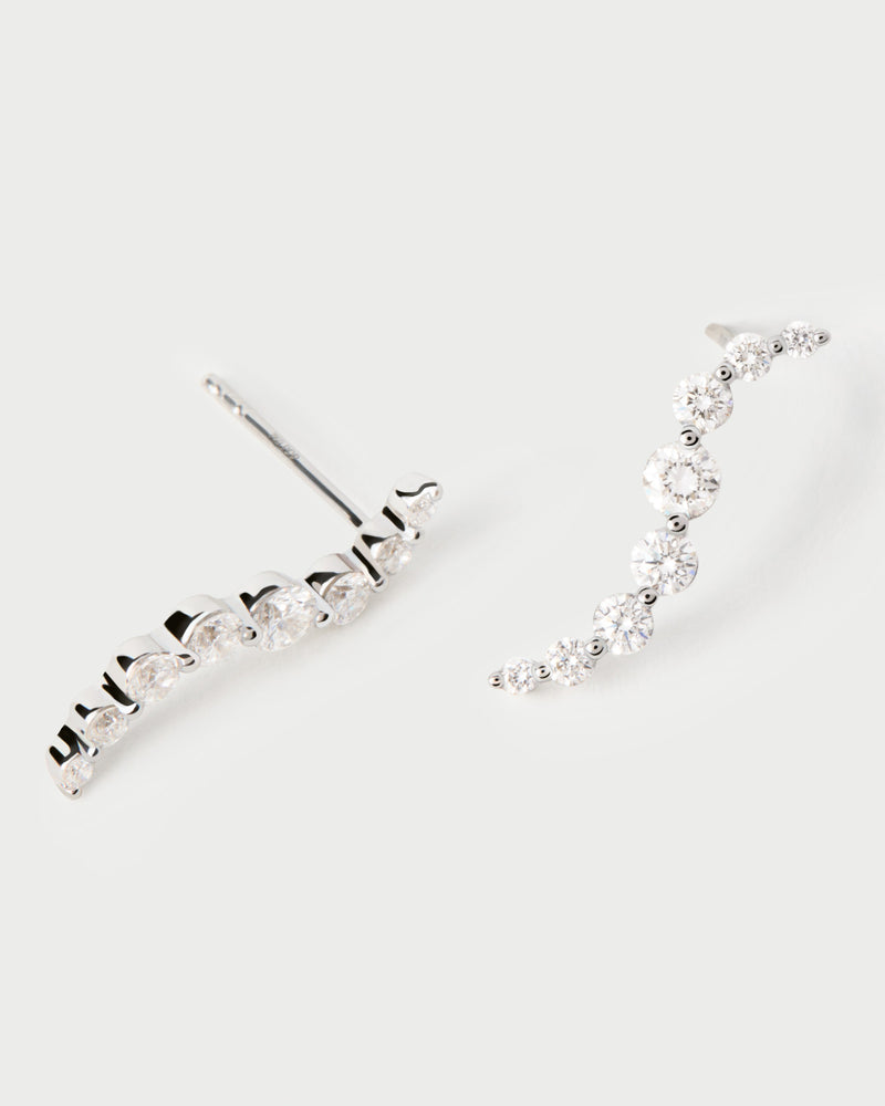 Diamonds and white gold Venus stud earrings - 
  
    18K White gold / Rhodium silver plating
  
