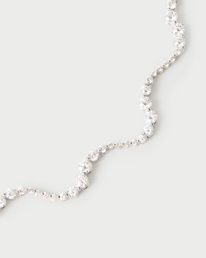 Diamonds and white gold Venus bracelet - 
  
    18K White gold / Rhodium silver plating
  
